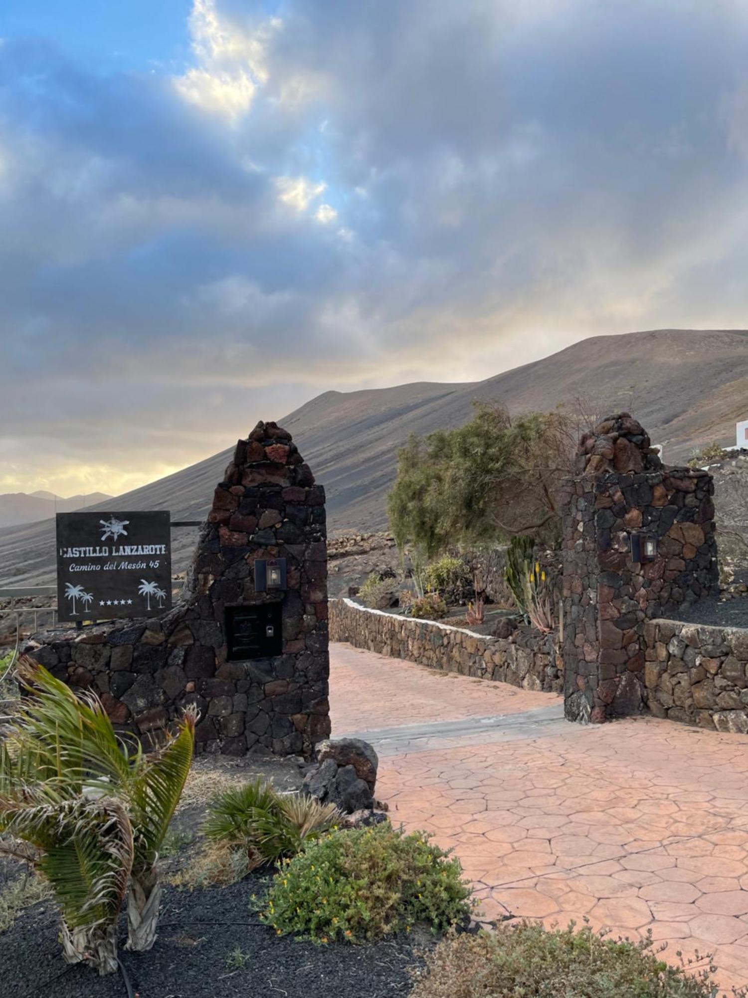 Castillo Lanzarote Villa Winni - Luxury Villa - Pet Friendly With Heated Pool La Asomada  Zewnętrze zdjęcie